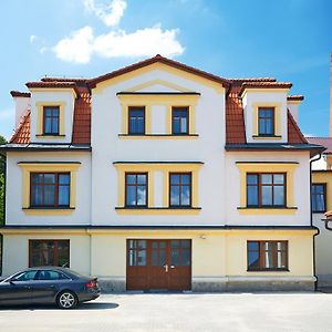 Vila Encore Ξενοδοχείο Valašské Meziříčí Exterior photo