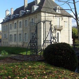 Chateau De Serrigny Bed and Breakfast Ladoix-Serrigny Exterior photo