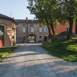 Agriturismo Battibue Βίλα Fiorenzuola dʼArda Exterior photo