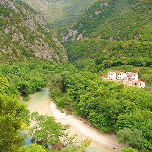 Πηγές Ξενοδοχείο Γλυκή Exterior photo