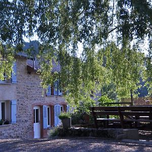 La Ferme Aux Abeilles Ξενοδοχείο Ambierle Exterior photo