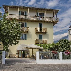 Le Servite Apartments Arco Exterior photo