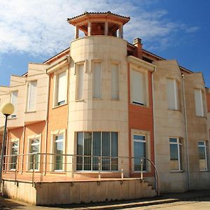 Hostal Castilla Ξενοδοχείο Benavente Exterior photo