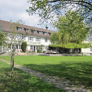 Hotel Landgut Burg Gmbh Weinstadt Exterior photo