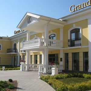 Grand Peterhof Spa Hotel Αγία Πετρούπολη Exterior photo