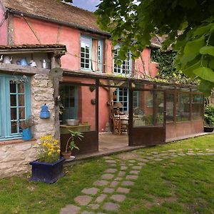 Les Rouges Gorges Bed and Breakfast Ζιβερνί Exterior photo