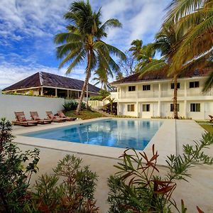 Momo Beach House Ξενοδοχείο Panglao Exterior photo