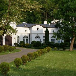 Roskosz Zespol Dworsko Parkowy Bed and Breakfast Biała Podlaska Exterior photo