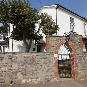 The Lychgate Ξενοδοχείο Caldicot Exterior photo