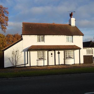 Rose Cottage Bed & Breakfast Σόλιχαλ Exterior photo