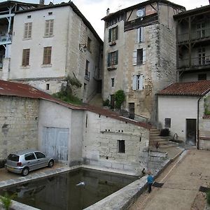 Faubourg St Jean Διαμέρισμα Aubeterre-sur-Dronne Exterior photo