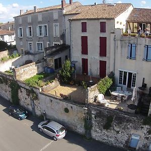 Les Terraces Sur La Dordogne Bed and Breakfast Sainte-Foy-la-Grande Exterior photo