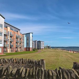 Coastal Apartments - Wales Σουόνσι Exterior photo