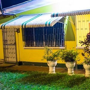 Tonys Guest House Port of Spain Exterior photo