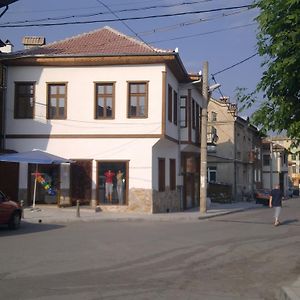 Guest House - Μπατάκ Exterior photo