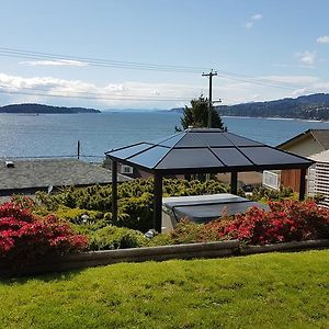 Blue Waters Cottage Sechelt Exterior photo