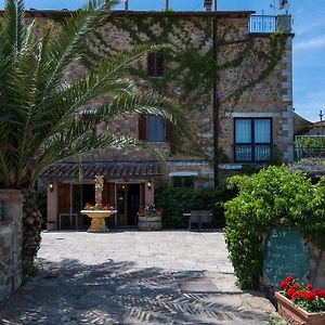 B&B Locanda Sant'Antimo Μονταλτσίνο Exterior photo