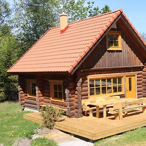 Ala-Laugu Holiday Home Leisi Exterior photo