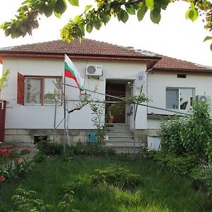 Ivanovo , Rooms For Rent For 24 Hours, Separate Kitchen, Sauna, Hydromassage Bath, Indoor Parking, Tavern No Pets Exterior photo