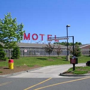 Mayflower Motel Μίλφορντ Exterior photo