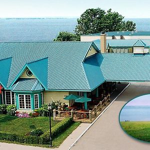 Auberge De La Baie Ξενοδοχείο Caraquet Exterior photo