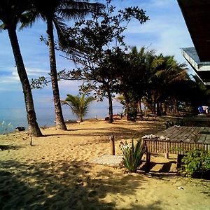 Rosepoint Beach Ξενοδοχείο Pandan Exterior photo