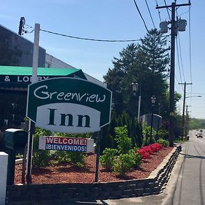 Greenview Inn Riverhead Exterior photo