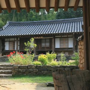 Yi Jin-Rae'S Historic House Ξενοδοχείο Boseong Exterior photo