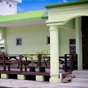 G.T. Guest House Garapan Exterior photo