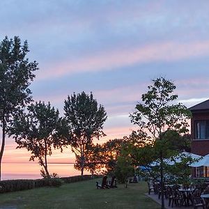 L'Auberge Du Lac St-Pierre Ξενοδοχείο Trois-Rivières Exterior photo