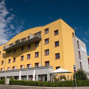 Hotel Roedelheimer Hof - Am Wasserturm Φραγκφούρτη Exterior photo