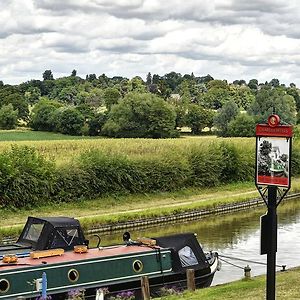 Narrowboat At Weedon Ξενοδοχείο Weedon Bec Exterior photo