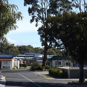 Moomba Holiday And Caravan Park Ξενοδοχείο Port Sorell Exterior photo