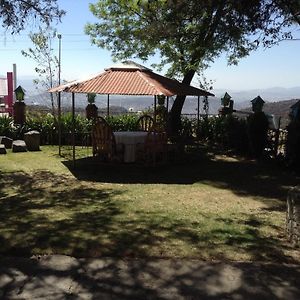 Hotel Villa Alpina El Chalet Pachuca Exterior photo