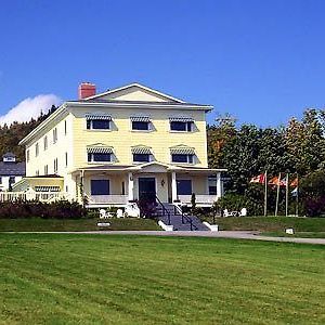 Rossmount Inn St. Andrews By The Sea Exterior photo