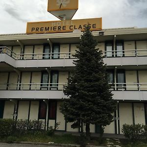 Premiere Classe Lyon Sud - Chasse Sur Rhone Ξενοδοχείο Exterior photo