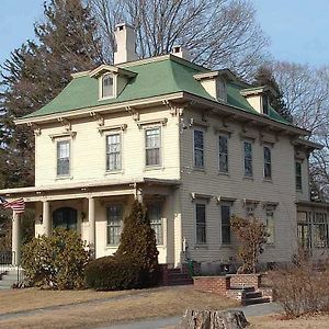 Pillsbury House Bed & Breakfast Ξενοδοχείο Woonsocket Exterior photo