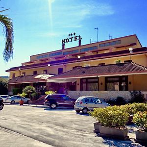 Hotel Ristorante Belvedere Καζέρτα Exterior photo