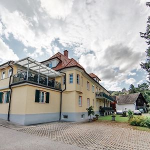 Gaestehaus Kleindienst Ξενοδοχείο Deutschlandsberg Exterior photo