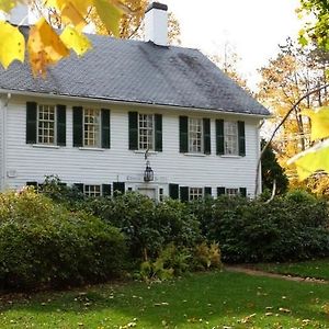 Fletcher Tavern Bed & Breakfast Ξενοδοχείο Westford Exterior photo