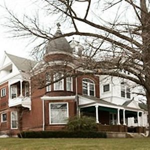 Philip W. Smith Bed & Breakfast Ξενοδοχείο Ρίτσμοντ Exterior photo