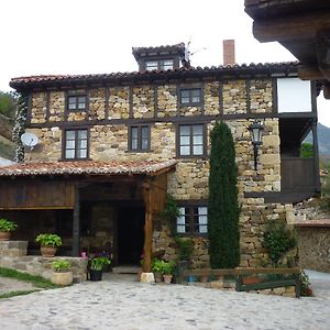 Posada Torcaz Ξενοδοχείο Cahecho Exterior photo