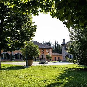 Relais Cascina Scottina ξενώνας Cadeo Exterior photo