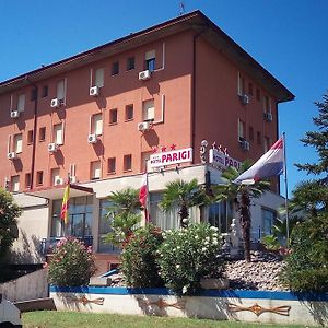 Hotel Parigi Castel San Pietro Terme Exterior photo