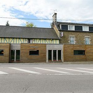 Logis La Lentillere - Restaurant Cote Parc Ξενοδοχείο Lalacelle Exterior photo