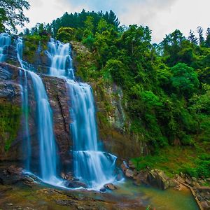 Ramboda Falls Hotel Exterior photo