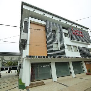 Hotel A J Park Alappuzha Exterior photo