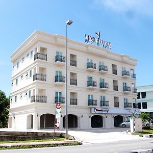 Venice Lodge Μπαντάρ Σερί Μπεγκαβάν Exterior photo