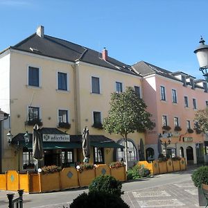 Zum Schwarzen Adler Διαμέρισμα Tulln An Der Donau Exterior photo