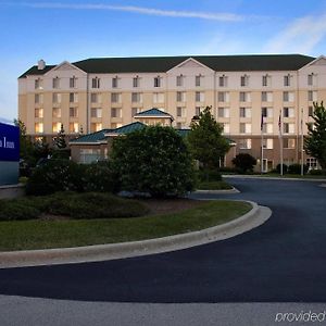 Hilton Garden Inn Addison Exterior photo